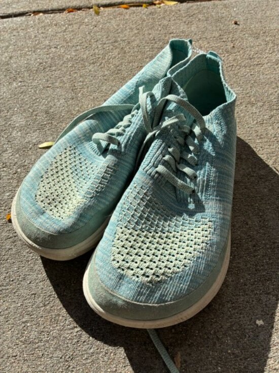 Altra Shoes - Altra Women's Vail Slip on knit sneakers, size 7, seafoam blue